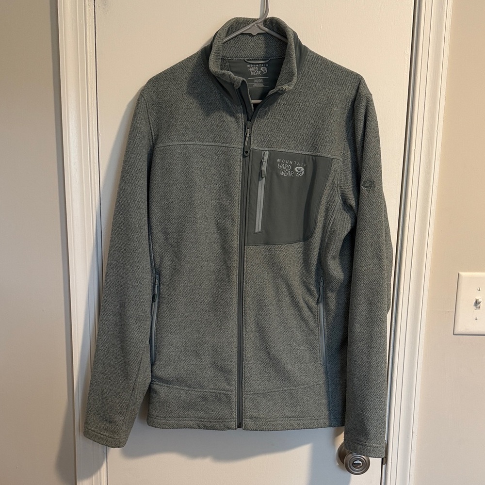 Mountain Hardwear Men's Gray Performance Jacket